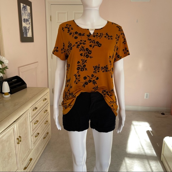 Liz Claiborne Women’s Top size M - Picture 10 of 13